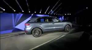 Porsche Cayenne MY 2018 - 10