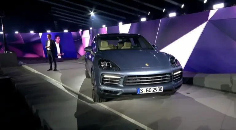 Porsche Cayenne MY 2018 - 18