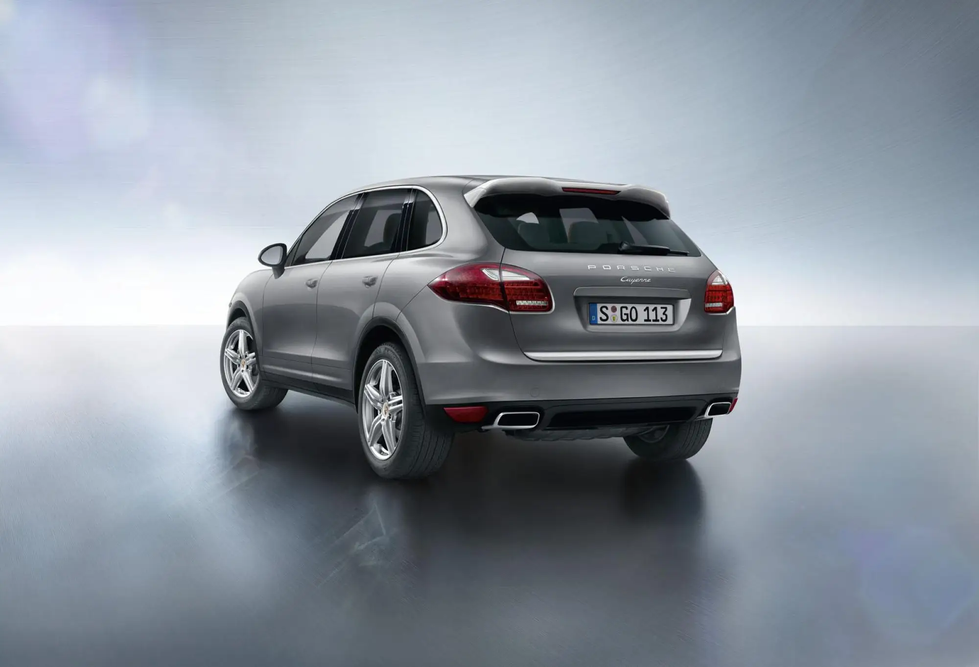 Porsche Cayenne Platinum Edition - 1