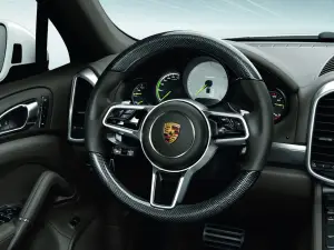 Porsche Cayenne S E-Hybrid - prova su strada 2016 - 21