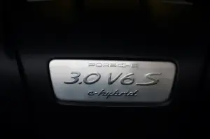 Porsche Cayenne S E-Hybrid - prova su strada 2016 - 36