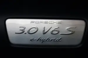 Porsche Cayenne S E-Hybrid - prova su strada 2016 - 38