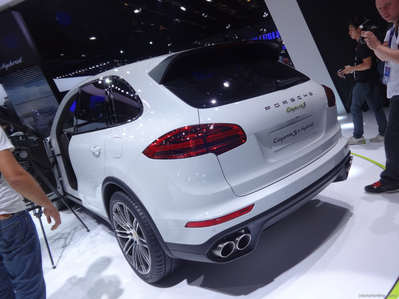 Porsche Cayenne S e-hybrid - Salone di Parigi 2014