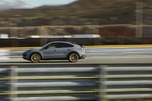 Porsche Cayenne Turbo GT - 17