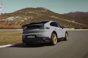 Porsche Cayenne Turbo GT - 19