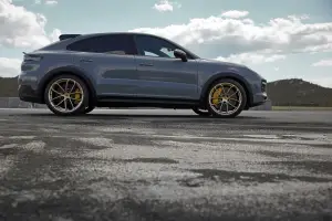 Porsche Cayenne Turbo GT - 2