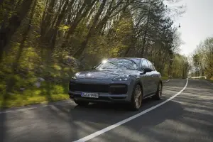 Porsche Cayenne Turbo GT - 3