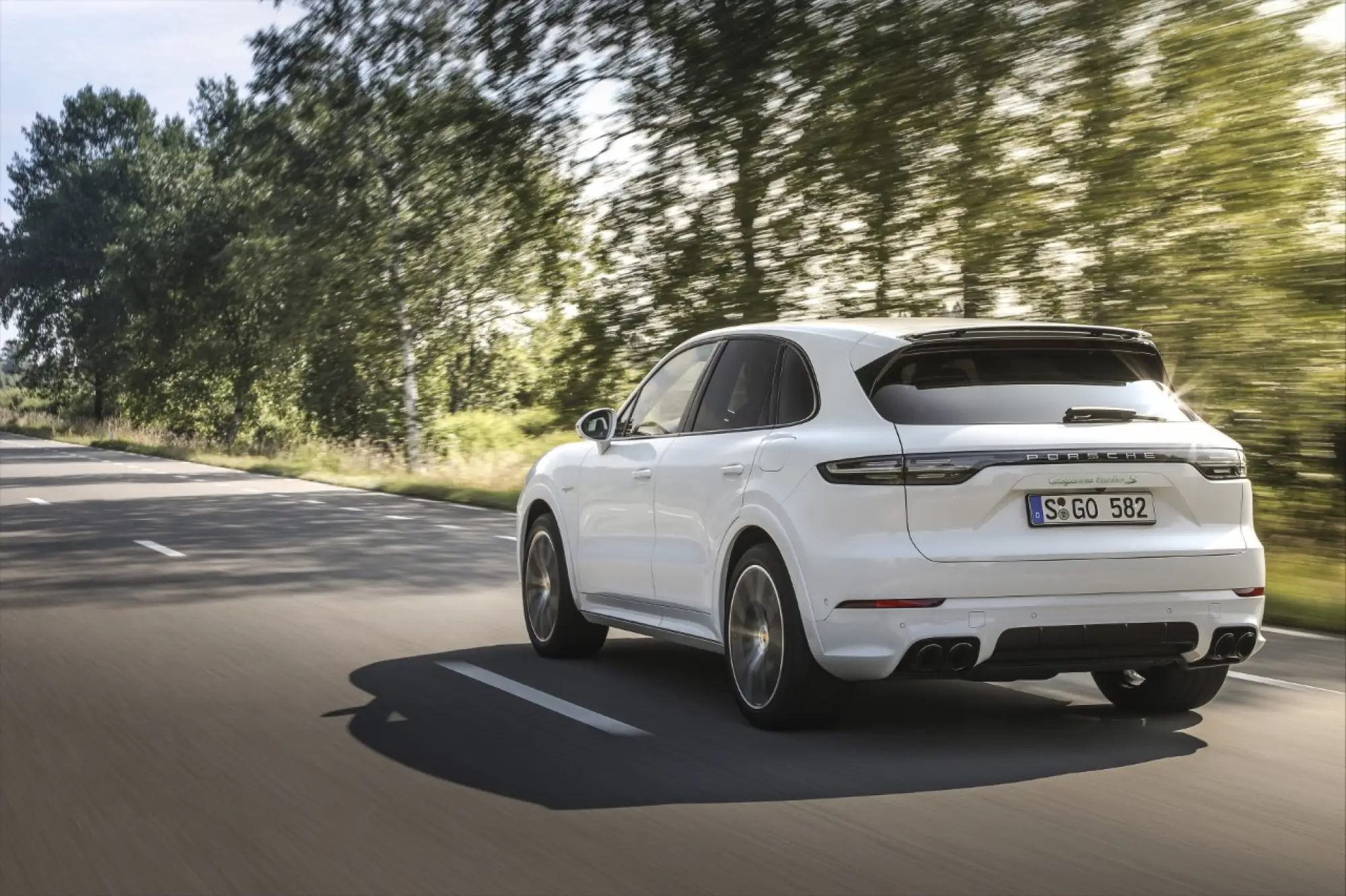 Porsche Cayenne Turbo S E-Hybrid - Foto ufficiali - 2