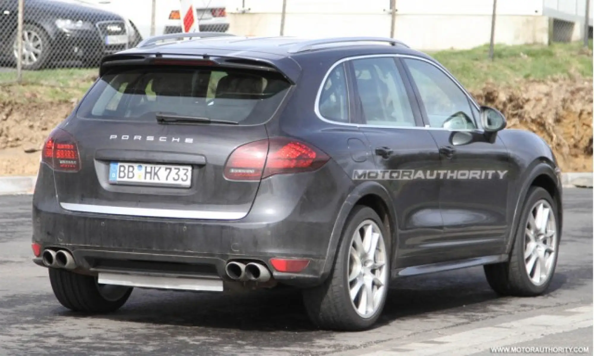 Porsche Cayenne Turbo S - Foto spia 20-04-2011 - 8