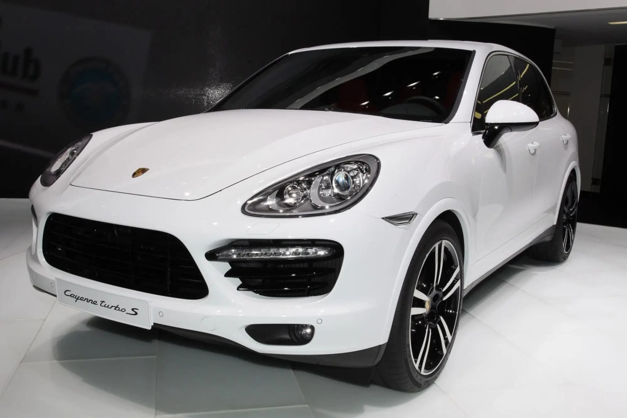 Porsche Cayenne Turbo S - Salone di Detroit 2013 - 5
