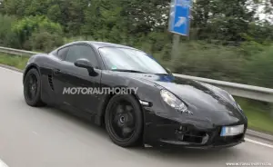 Porsche Cayman foto spia luglio 2012