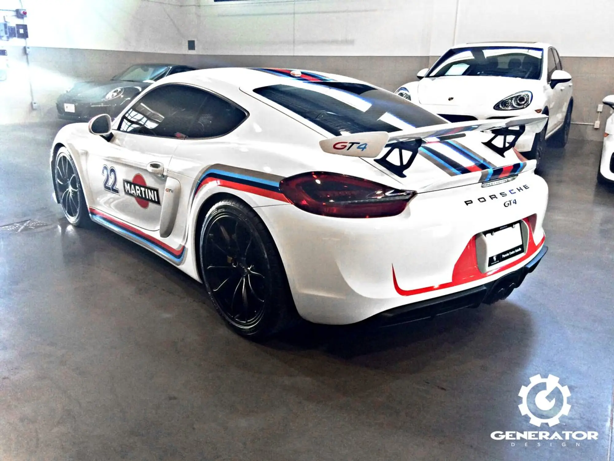Porsche Cayman GT4 Martini Racing - 3