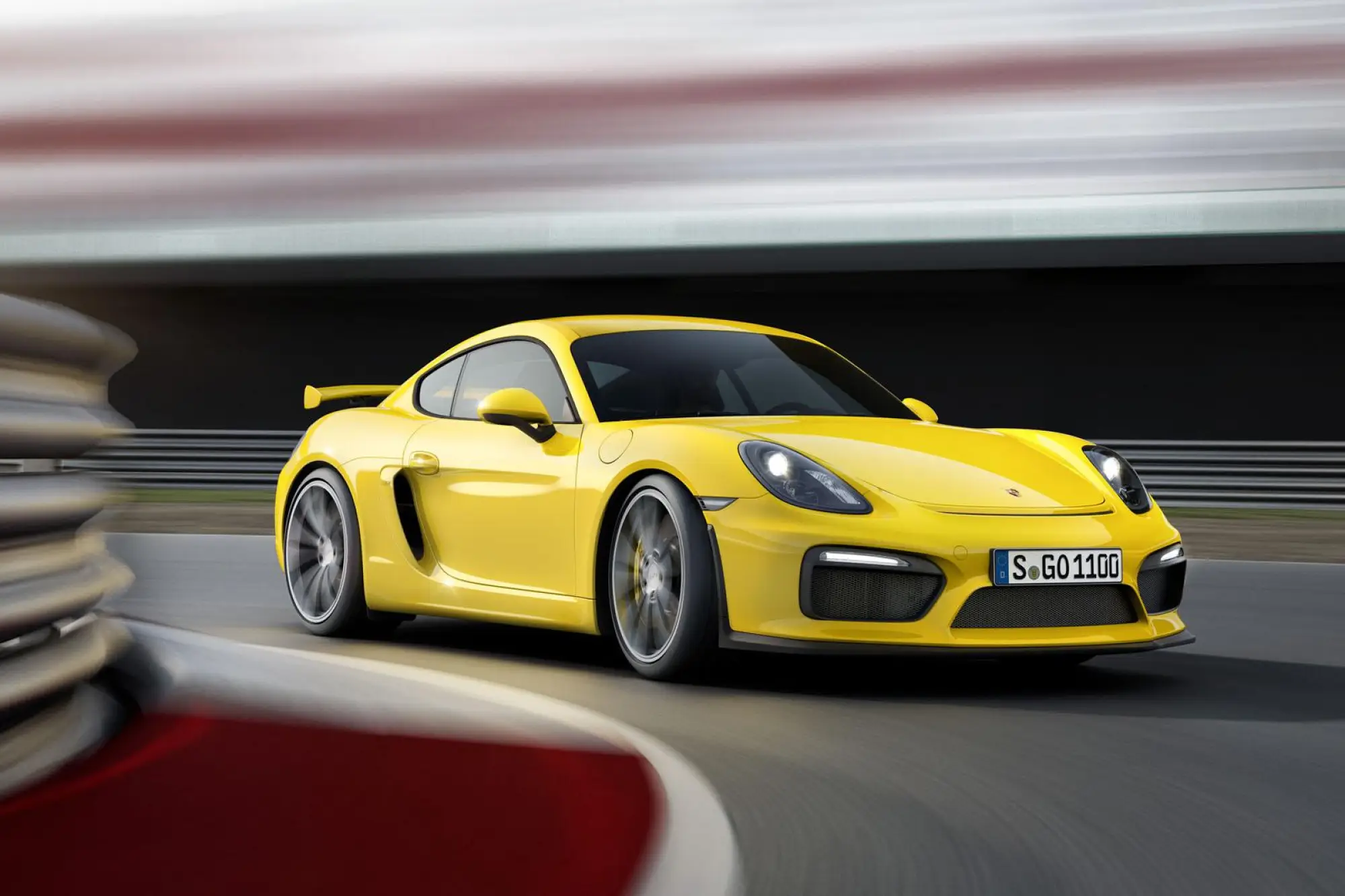 Porsche Cayman GT4  - 9