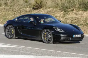 Porsche Cayman MY 2016 - Foto spia 12-11-2015