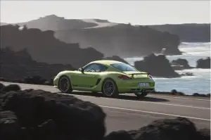 Porsche Cayman R foto ufficiali