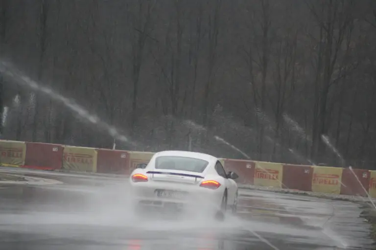 Porsche Cayman R - Test Drive - Galleria 2 - 108