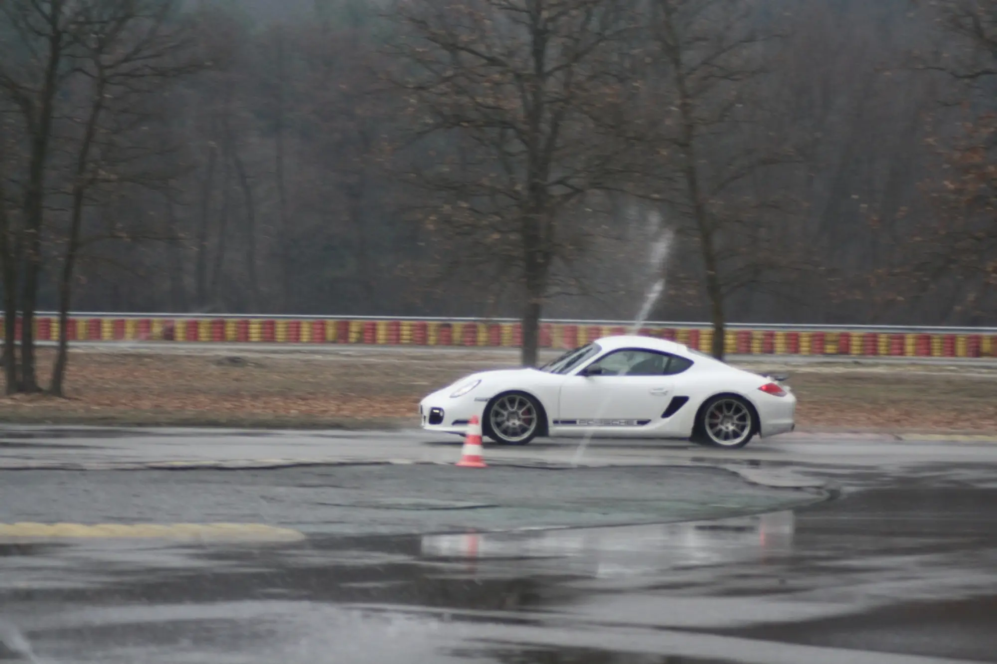 Porsche Cayman R - Test Drive - Galleria 3 - 11