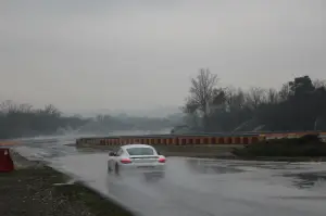 Porsche Cayman R - Test Drive