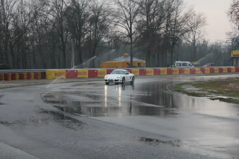 Porsche Cayman R - Test Drive - 57