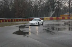 Porsche Cayman R - Test Drive