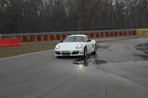 Porsche Cayman R - Test Drive