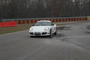 Porsche Cayman R - Test Drive