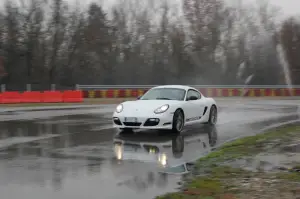 Porsche Cayman R - Test Drive