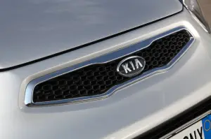 Kia Picanto Model Year 2011 - 19