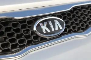 Kia Picanto Model Year 2011 - 20