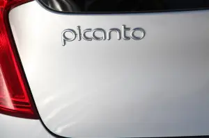 Kia Picanto Model Year 2011 - 24