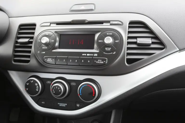 Kia Picanto Model Year 2011 - 37