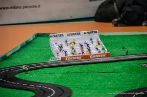 Porsche e Carrera Toys - Beneficienza all'Ospedale Niguarda di Milano