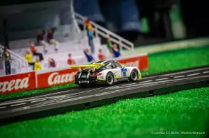 Porsche e Carrera Toys - Beneficienza all'Ospedale Niguarda di Milano