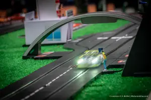 Porsche e Carrera Toys - Beneficienza all'Ospedale Niguarda di Milano