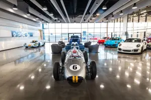 Porsche Experience Center (Carson, California) - 4