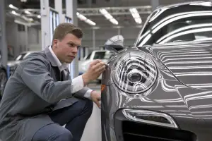 Porsche - Fabbrica - 1
