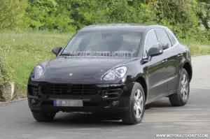 Porsche Macan 2013 foto spia giugno 2012 - 1