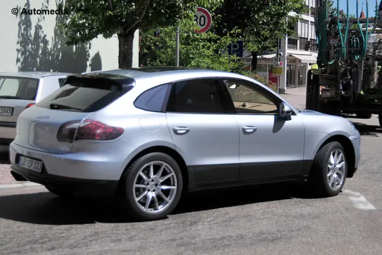 Porsche Macan 2014 - Foto spia 08-08-2013 - 4