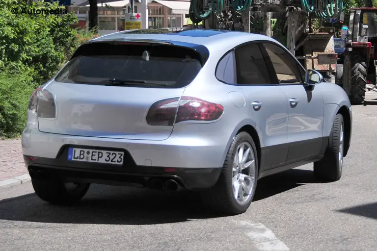 Porsche Macan 2014 - Foto spia 08-08-2013 - 5