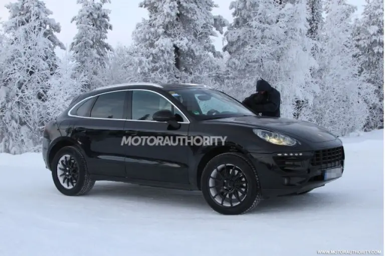 Porsche Macan 2014 - Foto Spia - 2