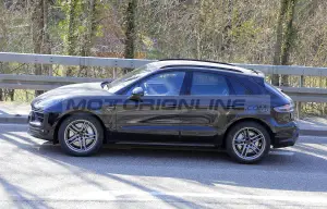 Porsche Macan 2021 - Foto spia 06-04-2021
