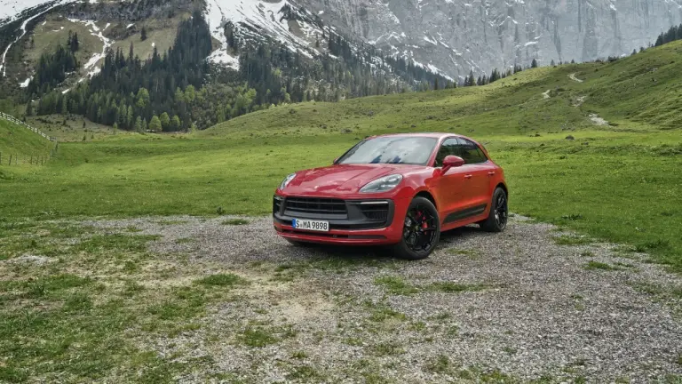 Porsche Macan 2021 - Foto ufficiali - 6