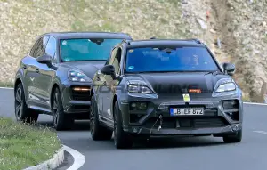 Porsche Macan EV - Foto spia 06-07-2022