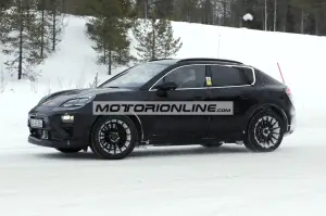 Porsche Macan EV - Foto spia 1-2-2022 - 7