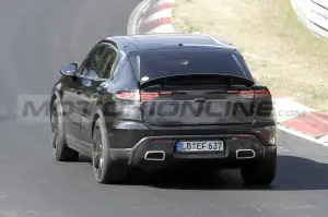 Porsche Macan EV - Foto Spia 16-08-2022