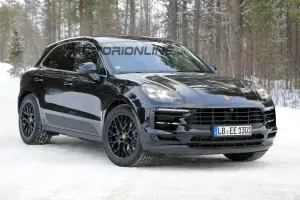 Porsche Macan MY 2018 - Foto spia 08-02-2017