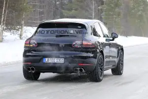 Porsche Macan MY 2018 - Foto spia 08-02-2017