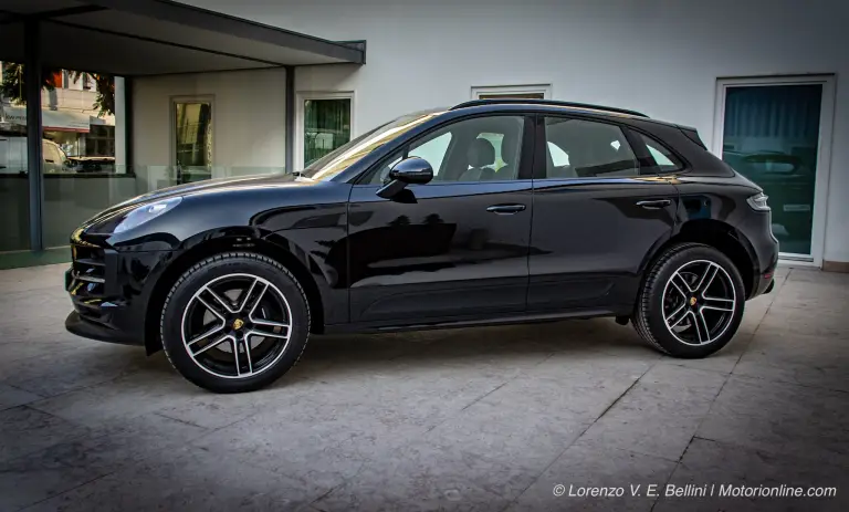 Porsche Macan MY 2019 - Test Drive in Anteprima - 15