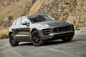 Porsche Macan - Nuove foto ufficiali - 13