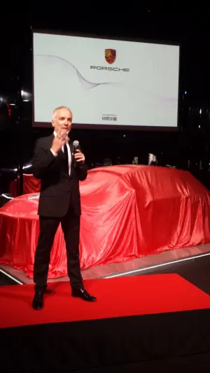 Porsche Macan presentazione Milano